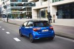 Toyota Yaris Hybrid Bi-Tone 2017 года